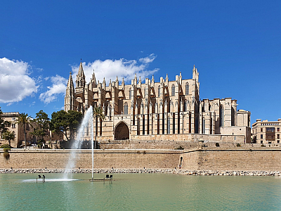Katedrála La Seu v Palma de Mallorca (ostrov Mallorka - Španělsko)