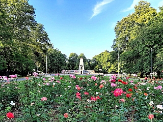 Památník Komenského sadech (Ostrava - Česká republika)