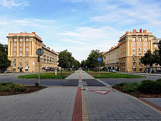 Poruba – Alšovo náměstí (Ostrava - Česká republika)