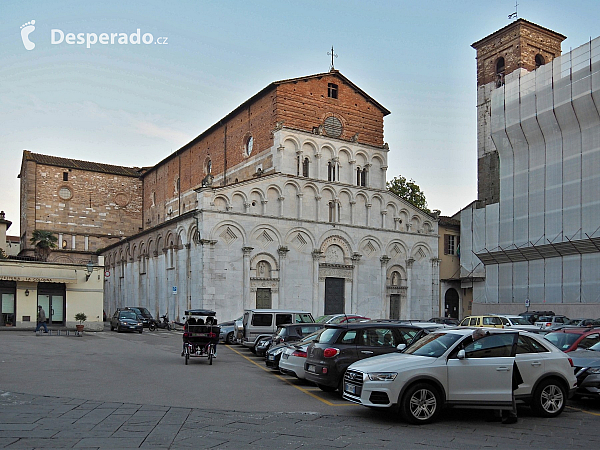 Lucca (Toskánsko - Itálie)