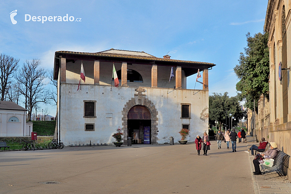 Lucca (Toskánsko - Itálie)