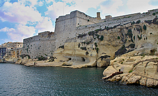 Výlet lodí Captain Morgan okolo Valletty, Grand Harbour a Sliemy (Malta)