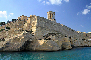 Výlet lodí Captain Morgan okolo Valletty, Grand Harbour a Sliemy (Malta)