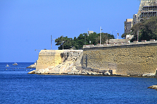 Výlet lodí Captain Morgan okolo Valletty, Grand Harbour a Sliemy (Malta)