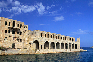 Výlet lodí Captain Morgan okolo Valletty, Grand Harbour a Sliemy (Malta)