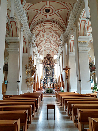 Katedrála svatého Mikuláše v Českých Budějovicích (Česká republika)