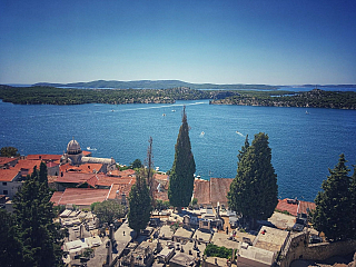 Chorvátske mesto Šibenik sa pýši pevnosťami