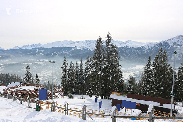 Výhled na Zakopane po vyjetí kolejkou v zimě (Zakopane - Polsko)