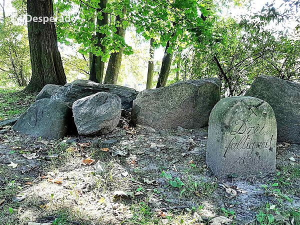 Pietní místo – pomníky nalezené při likvidaci šachet (Landek Park - Ostrava - Česká republika)