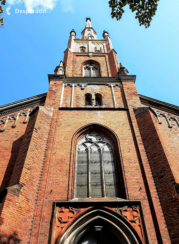 Anglikánský cihlový kostel (Riga - Lotyšsko)