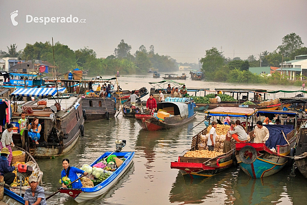 Plovoucí trh na Mekongu (Vietnam)