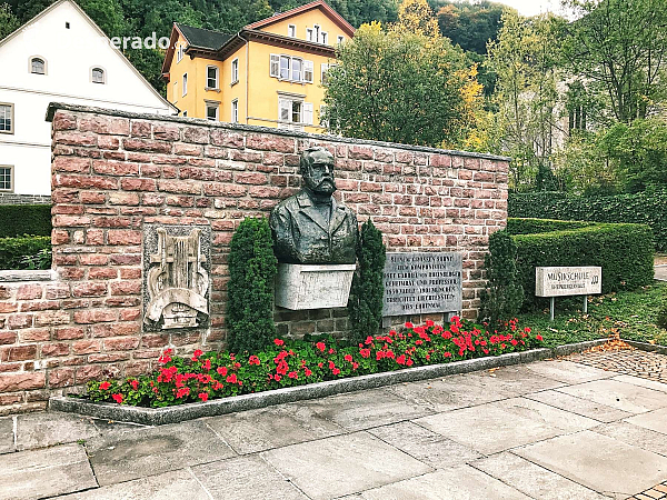 Památník J.G.  Rheinbergera u hudební školy (Lichtenštejnsko)