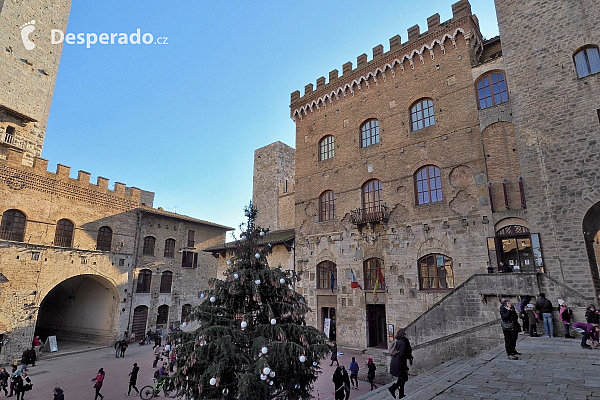 San Gimignano (Toskánsko - Itálie)