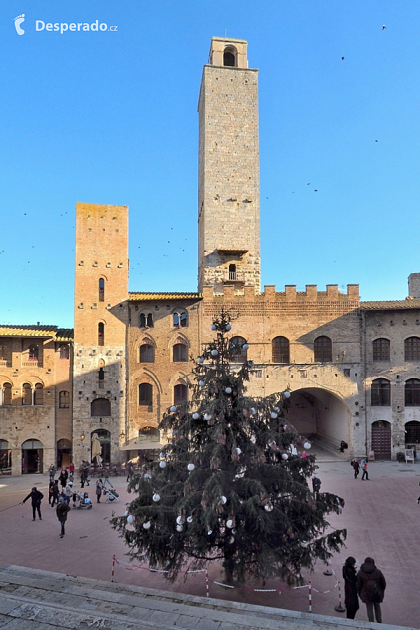 San Gimignano (Toskánsko - Itálie)