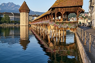 Kapličkový most v Lucernu (Švýcarsko)