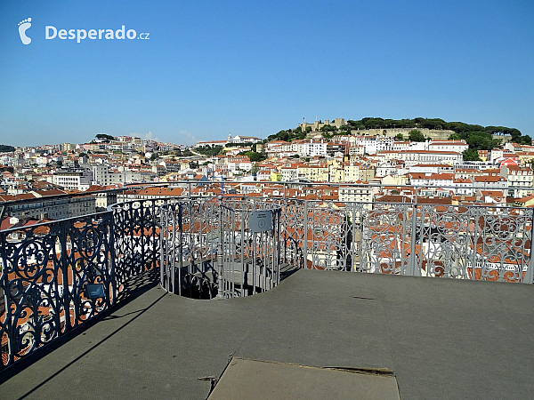 Elevador de Santa Justa v Lisabonu (Portugalsko)