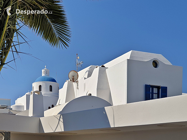 Oia na ostrově Santorini (Řecko)