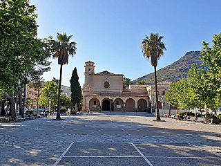 Port de Pollenca na ostrově Mallorka (Španělsko)