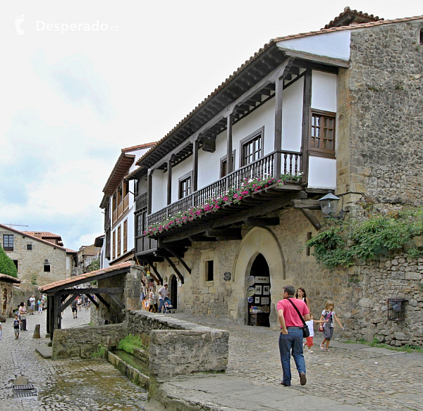 Santillana del Mar  (Kantábrie - Španělsko)