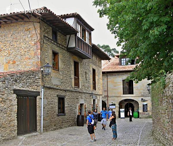 Santillana del Mar  (Kantábrie - Španělsko)