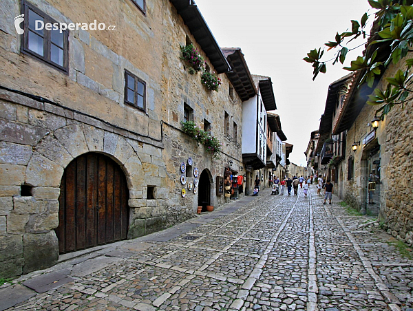 Santillana del Mar  (Kantábrie - Španělsko)