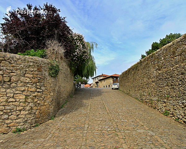 Santillana del Mar  (Kantábrie - Španělsko)