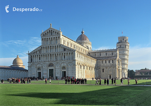 Baptisterium, Katedrála a Šikmá věž v Pisa (Toskánsko - Itálie)