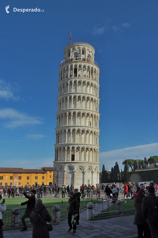 Baptisterium, Katedrála a Šikmá věž v Pisa (Toskánsko - Itálie)