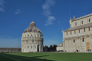Baptisterium, Katedrála a Šikmá věž v Pisa (Toskánsko - Itálie)