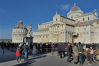 Baptisterium, Katedrála a Šikmá věž v Pisa (Toskánsko - Itálie)