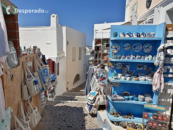 Oia na ostrově Santorini (Řecko)