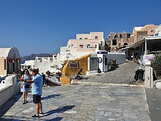 Oia na ostrově Santorini (Řecko)