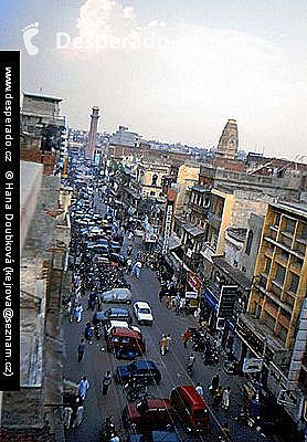 Pohled na Lahore ze střechy hotelu (Pákistán)