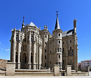 Biskupský palác ve španělském městě Astorga (León - Španělsko)