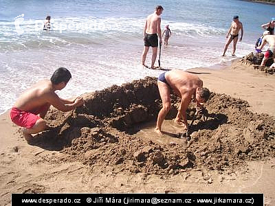 Hot Water Beach (Nový Zéland)