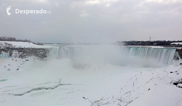 Ledové Niagarské vodopády (Kanada)