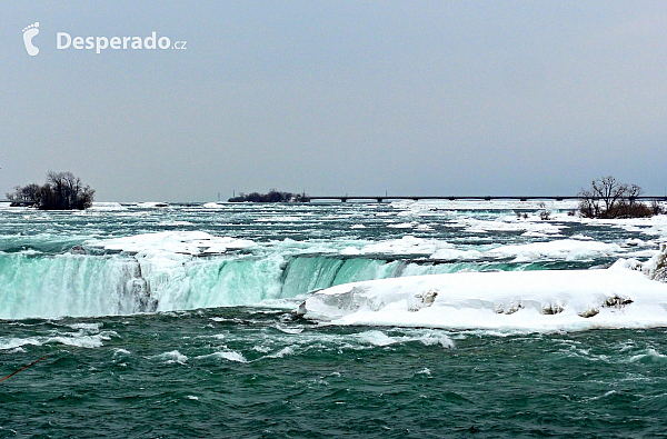 Ledové Niagarské vodopády (Kanada)