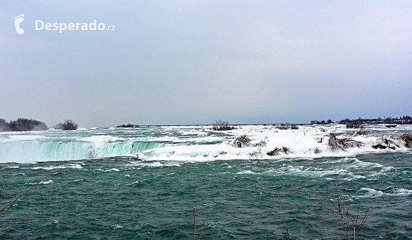 Ledové Niagarské vodopády (Kanada)