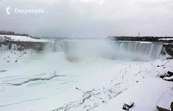 Ledové Niagarské vodopády (Kanada)