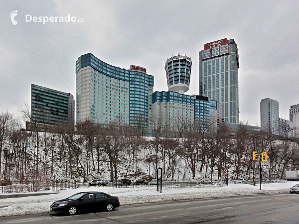 Ledové Niagarské vodopády (Kanada)