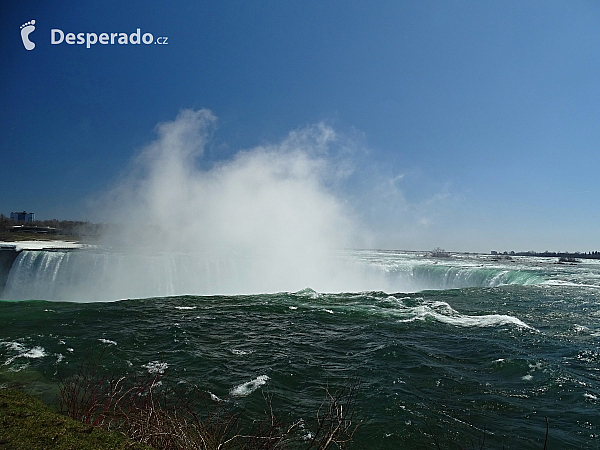 Niagarské vodopády (Kanada)