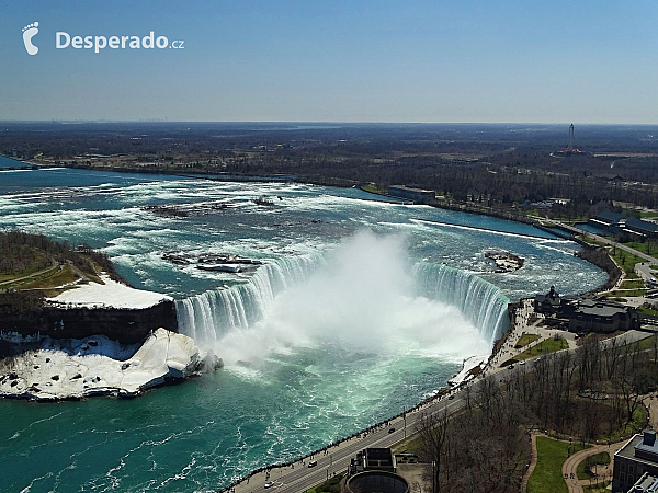 Niagarské vodopády (Kanada)