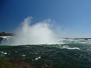 Niagarské vodopády (Kanada)