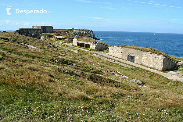 Pointe de Pen-Hir na poloostrově Crozon (Bretaň - Francie)