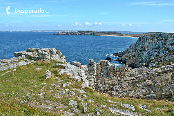 Pointe de Pen-Hir na poloostrově Crozon (Bretaň - Francie)