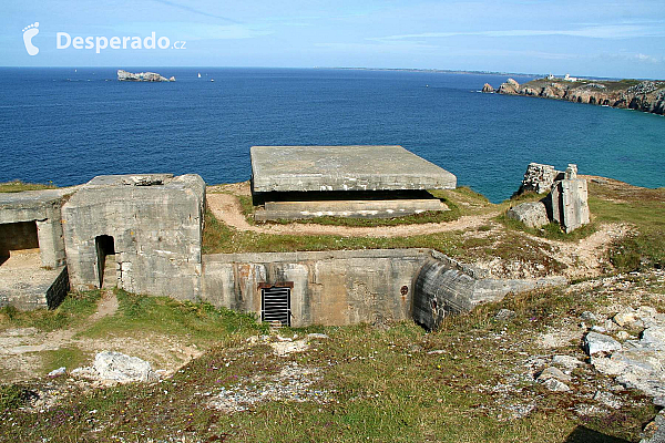 Pointe de Pen-Hir na poloostrově Crozon (Bretaň - Francie)