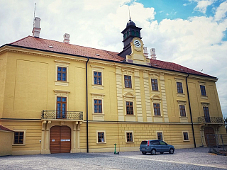 Zámok Hlohovec: najväčšia pýcha tohto mestečka