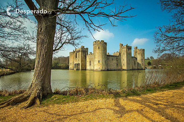 Vodní hrad Bodiam (Velká Británie)