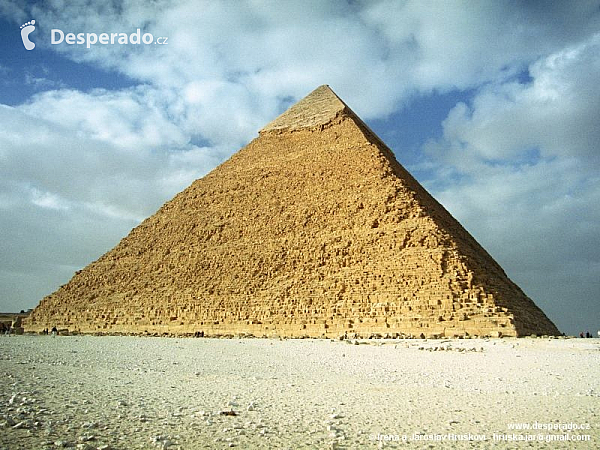 Chufuova pyramida v Gíze (Egypt)