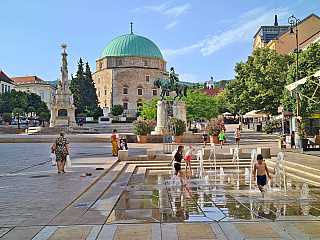 Pécs je místem, kde kultura opravdu jen kvete (Maďarsko)